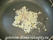 Курячі потрухи - серця, шлунки та печінка в горщиках - з фото потрухи