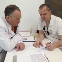 няколко пластични