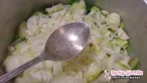 могат обрасли