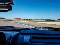 Покотушки на суперкарах Феррарі