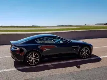Покотушки на суперкарах Феррарі