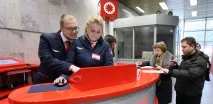 Нові стійки «Живе спілкування» відкрилися на чотирьох станціях метро живе