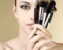 Пудра Avon бронзер і скульптурний хайлайтер Luxe Medium Silk | avon