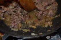 Рецепт Бефстроганів з курячої печінки, Смачно, швидко та ніжно! смачно