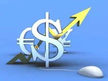 Рубль на старті торгів поступається і долару, і євро старті