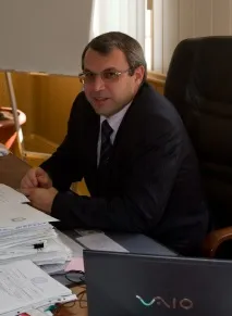желязо завършва