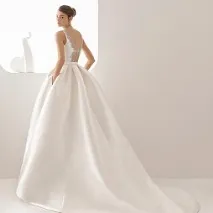 Весільний салон Celebrity Bridal
