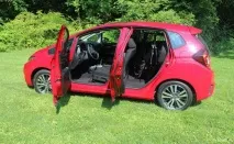 Тест-драйв Honda Fit (Jazz) Hybrid модель 2015 року jazz