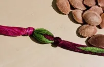 Прикраси для дітей насіння