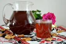 Узвар або як зварити компот із сухофруктів компот