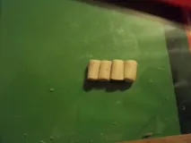 синій