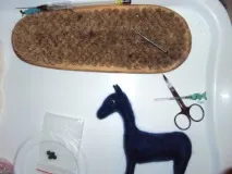 синій
