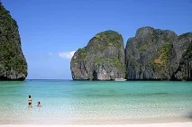 Затока Майя Бей (Maya Bay), острів Пхі Пхі Ле, Тайланд maya