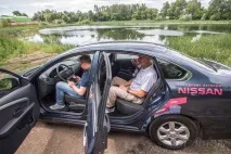 nissan almera