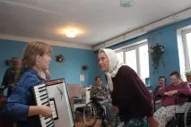 Активне довголіття за допомогою волонтерів – проекти, які допомагають довше жити. довголіття