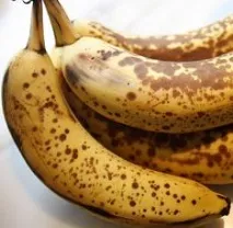 Бананова шкірка, це цінний продукт бананова