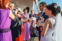 Благословення молодих батьками батьками