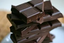 Горький шоколад користь та шкода, склад, харчові властивості та рецепти приготування шкода