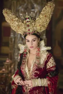 Анастасия Ягужинская червена