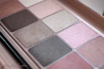 Maybelline New York - палетка тінейThe Blushed Nudes тінейthe