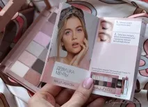 Maybelline New York - палетка тінейThe Blushed Nudes blushed
