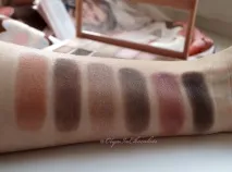 Maybelline New York - палетка тінейThe Blushed Nudes blushed