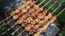 Відварене м’ясо, смажене м’ясо на грилі, печене в горщиках у духовці, тушковане м’ясо в мультиварці, грилі