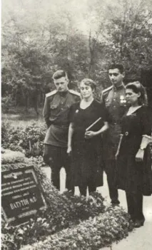Елена Николаевна бащата