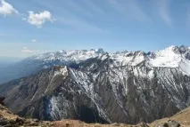Пік Кохання камінь