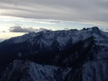Пік Кохання камінь