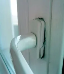 Чому зламалося пластикове вікно, і що робити чому