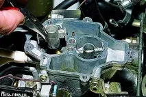 Розбирання та ремонт карбюратора Нива ВАЗ 21213, 21214, 2131 lada 4x4 розбирання