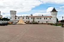 Прогулянка Тобольським кремлем, Хіппотревел кремль