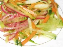 Салат з маргеланської редьки - Кулінарні рецепти кулінарні