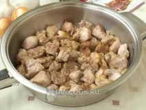 Свинина у фользі у духовці духовці