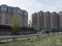 години сграда