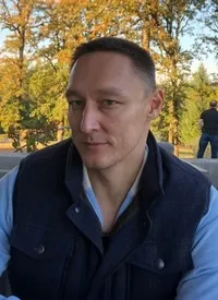 У Новокузнецьку закриваються магазини - Центрпродсервіс центрпродсервіс