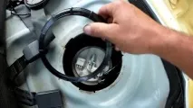 Заміна паливного насосу Renault Logan renault