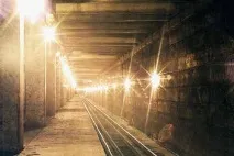 Занедбані станції-привиди метро метро