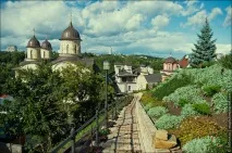 Звіринецький печерний монастир, Куди піти, що подивитися, де відпочити в Києві куди