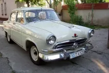Що означає емблема на капоті авто означає