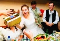 Що подарувати на весілля друзям Список ідей Фото подарувати