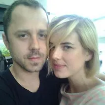 Гірко Модель Агнес Дін вийшла заміж за Джованні Рібізі, СПЛІТНИК гірко