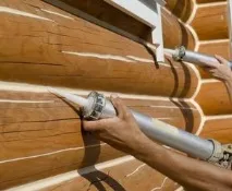 Як закладати щілини в колодах причини появи, матеріали для закладення тріщин в колодах зрубу, щілини