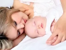 спить