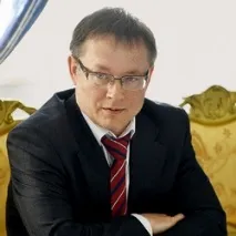 Кому належать приватні клініки Казані казані