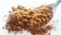 Як вживати мускатний горіх у кулінарії та для здоров’я горіх