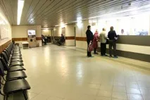 лікарень