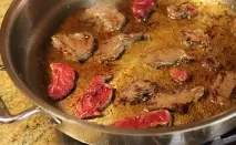 М’ясо з грибами у сметанному соусі – свинина, яловичина, курка, LS грибами