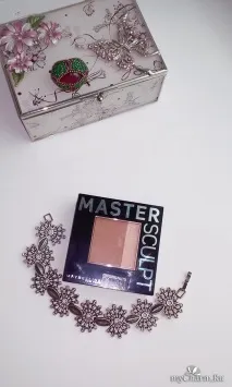 Нова скульптурна пудра від Maybelline залишає неоднозначне враження скульптурна